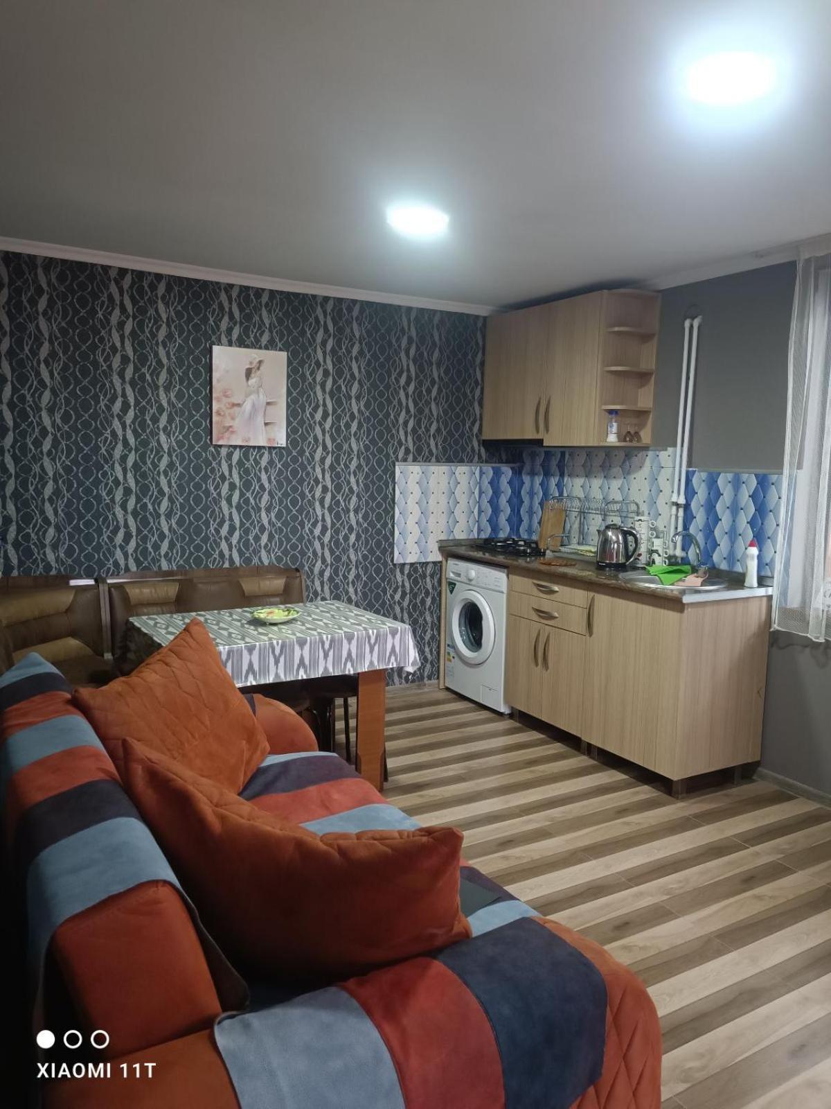 Rudolf Apartment Borjomi Bagian luar foto